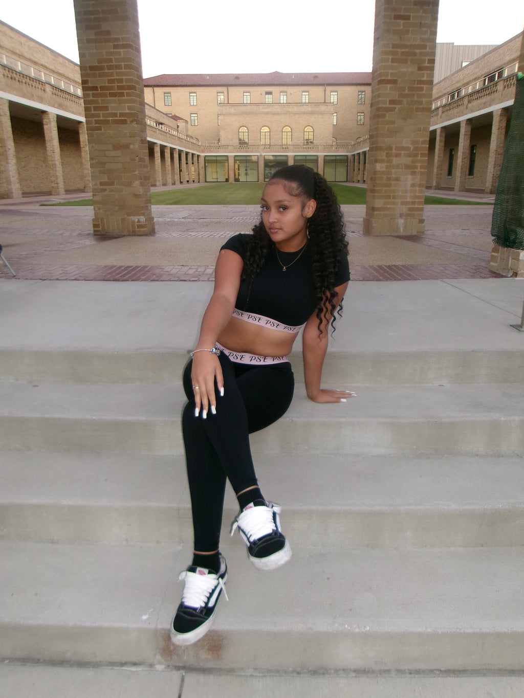 Pretty Rebel(Pre-Order)